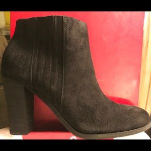 Carlos Santana - Blk Suede Bootie - NEW